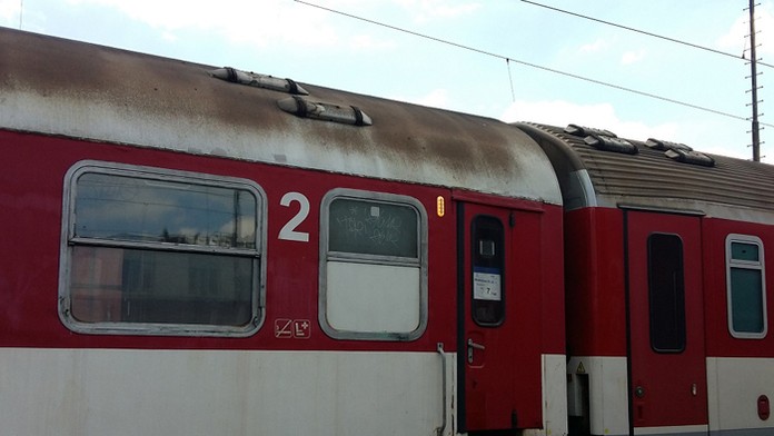 Signalizácia zvonka na vozni  2. triedy.