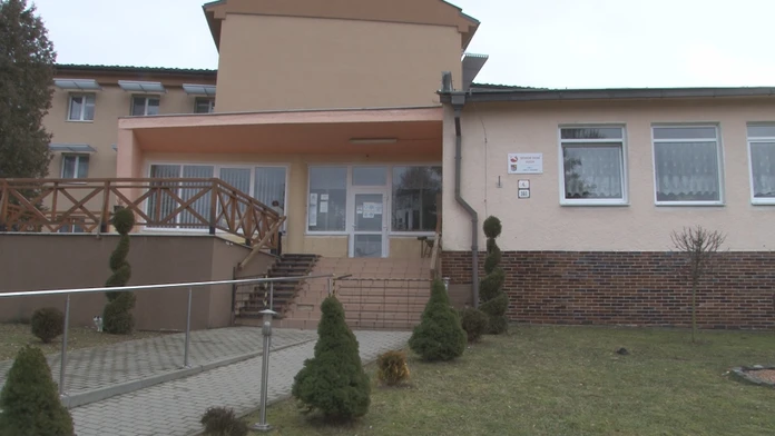 Napriek všeobecnému poklesu, oni hlásia prudký nárast. Zariadenie pre seniorov vo Svidníku bojuje s omikronom