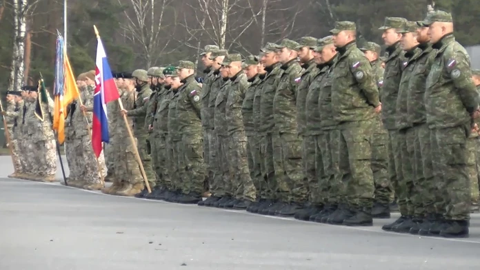 Slovenskí vojaci v Lotyšsku