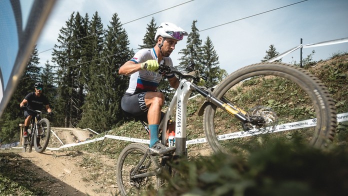 Sagan sa na MS v súťaži e-bikov nestratil, zo Slovákov bol najlepší