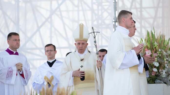 Na snímke pápež František počas svätej omše 