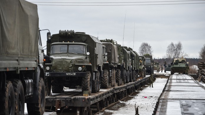 Prečo sa na Kyjev valí až 64-kilometrový vojenský konvoj? Putin plánuje získať jednu obrovskú strategickú výhodu