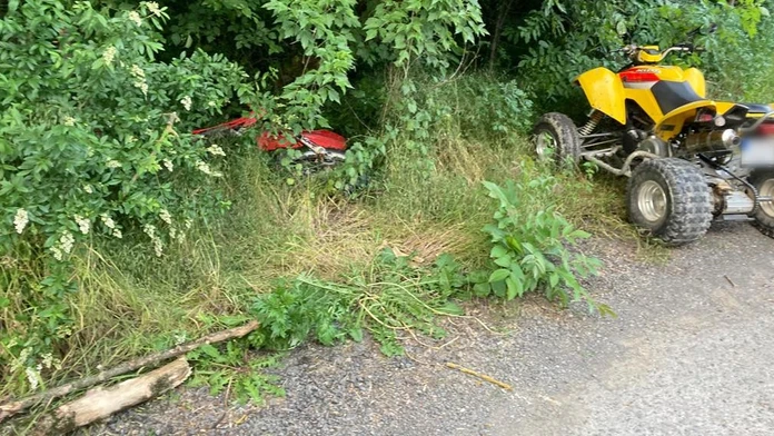 Večerná tragická nehoda: Motorkár narazil do stromu, bol na mieste mŕtvy