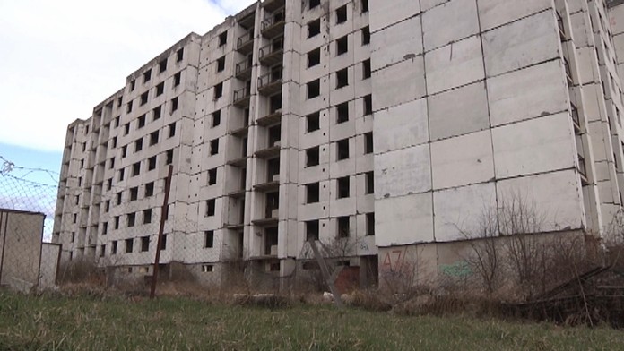 Vaneska je po páde z ôsmeho poschodia stále v umelom spánku