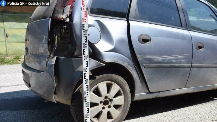 Nabúrané auto.