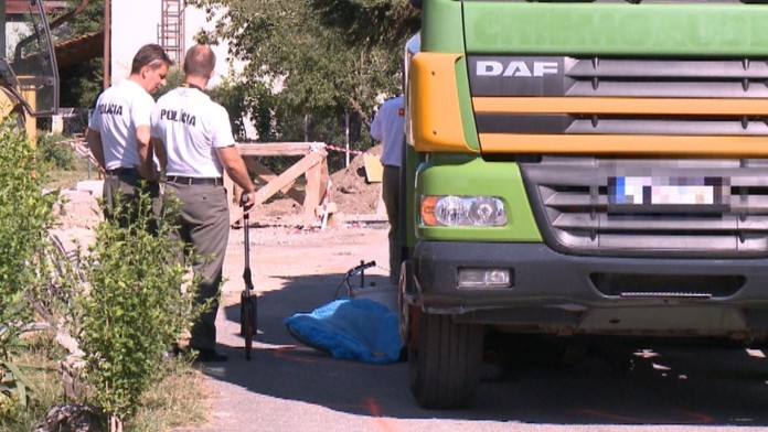 Vo Vlkanovej zdrazil ženu nákladiak
