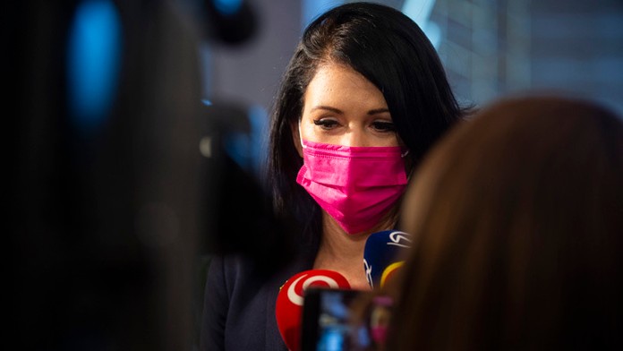 Vedci vyrobili umelú kožu, ktorá cíti bolesť.