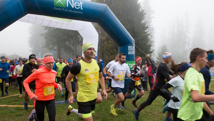 Beh okolo jazera Štrbské pleso.