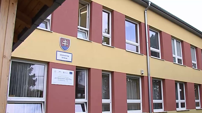 Základná škola v Jelke