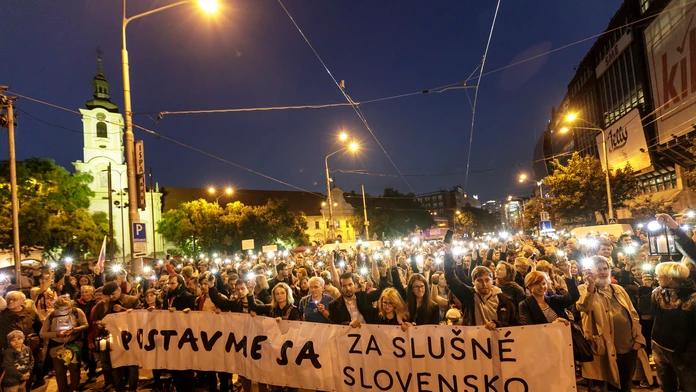 Pochod Za slušné Slovensko - Nikam neodchádzame!