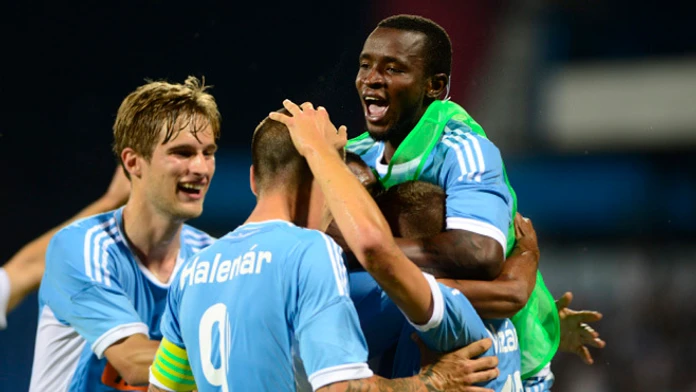 Seydouba Soumah, Juraj Halenár a radosť strelenia gólu proti Šerif Tiraspoľ (Moldavsko) 