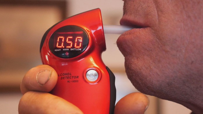 Alkohol tester.