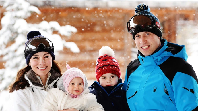 Kate Middleton s Williamom na lyžovačke. To je krásna rodinka!