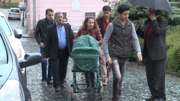 Asírski kresťania idú na stretnutie s prezidentom v Nitre.