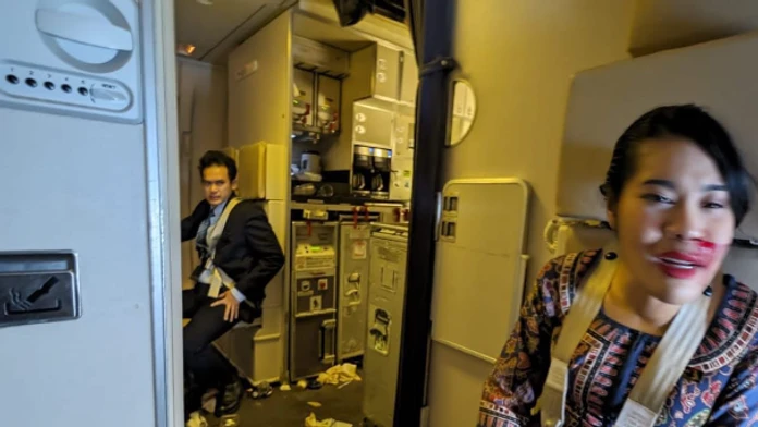 Prípad letu, pri ktorom sa po turbulenciách zranili cestujúci: Aerolínie odškodnia zranených