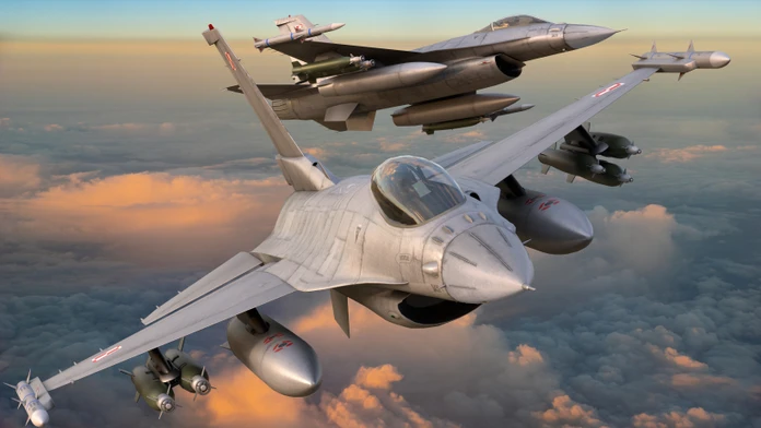 Poľsko pomôže Ukrajine s výcvikom pilotov stíhačiek F-16