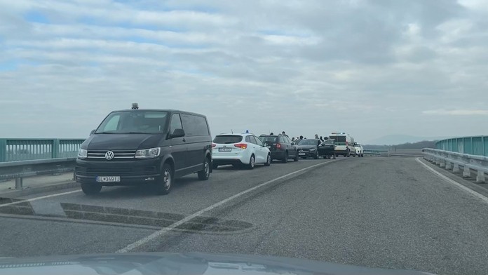 Akcia Koloseum: Zadržali 11 ľudí, je medzi nimi aj policajt