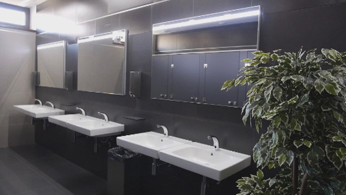 Zrekonštruované WC na popradskom mestskom úrade.