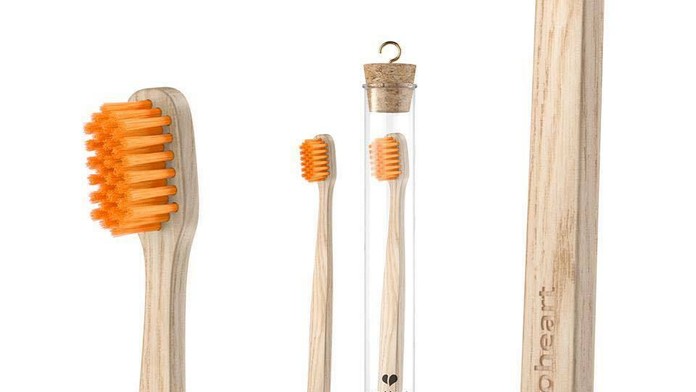 Historický stroj na výrobu kefiek