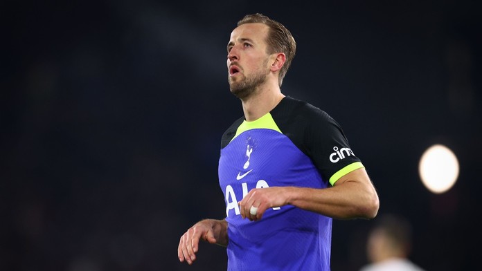 Schyľuje sa k megatransferu. Tottenham už údajne akceptoval ponuku Bayernu na prestup Kanea