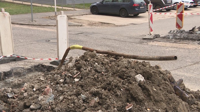 Výtlky na privádzači pri Dubnici nad Váhom.