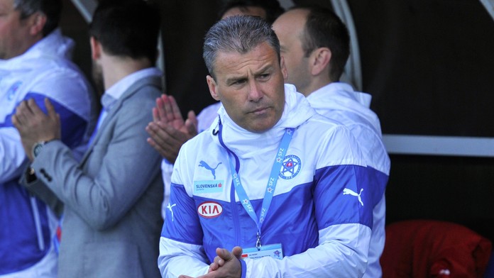 Na snímke tréner Slovenska Pavel Hapal