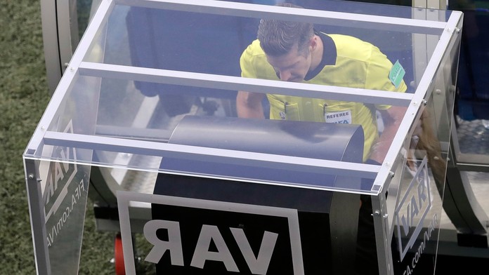 VAR - videorozhodca.