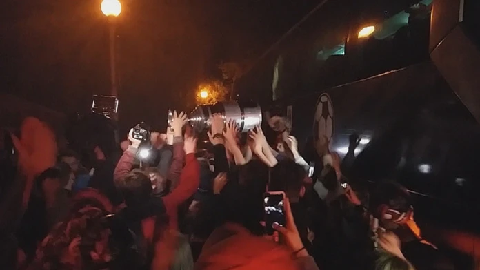 Príchod hokejových majstrov do Banskej Bystrice.