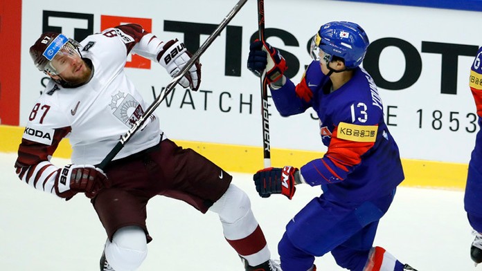 Gints Meija (Lotyšsko) a Lee Young-jun (Kórea)