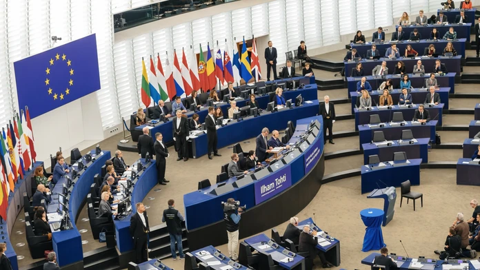 Sacharovovu cenu, ktorú udeľuje Európsky parlament, získal ukrajinský ľud