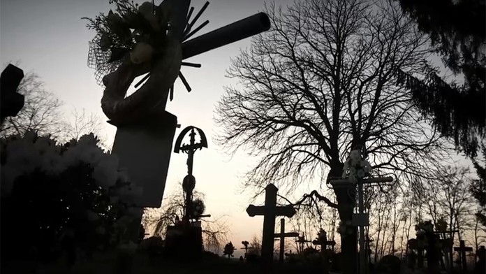 Záhada z východného Slovenska. V 80. rokoch tam mali vykopať upíra