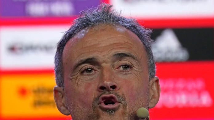 Luis Enrique bude počas šampionátu strímovať na sociálnej platforme. Chce nadviazať priame vzťahy s fanúšikmi