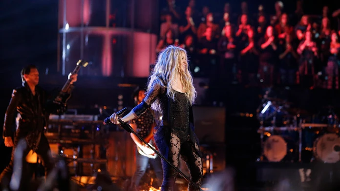 shakira.JPG