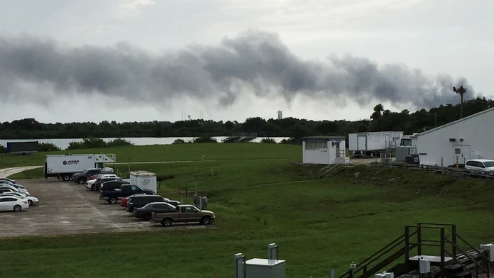 Pri skúške rakety spoločnosti SpaceX došlo k sérii explózii