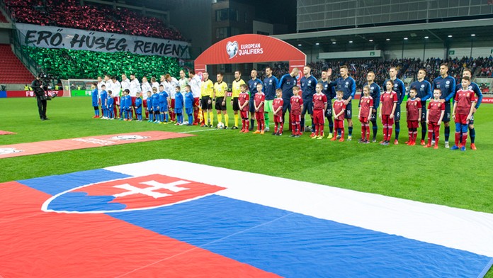 Herečka vyčnieva spomedzi kolegov. Jednu vec nikdy robiť nebude.mp4