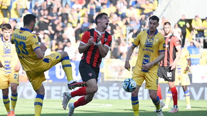 Na troch ihriskách sa v poslednom kole hrá o Európu. Niké liga bude pod drobnohľadom VAR