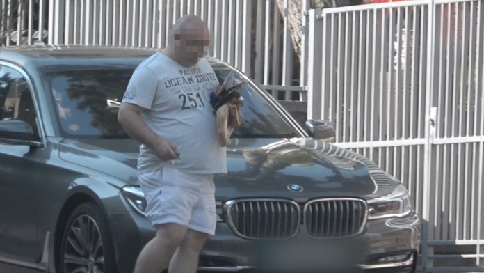 Muž, ktorý sa nám predstavil ako pán Chrenko.