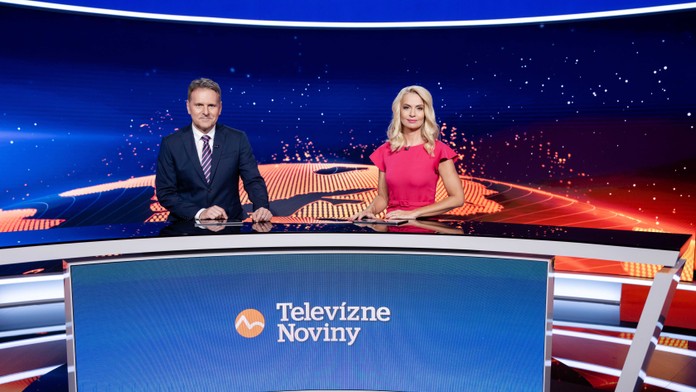 Jaroslav Zápala a Marianna Ďurianová  Televíznych novinách