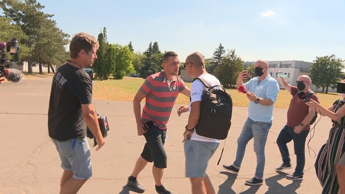 Siskár Tóth sa dostal v Pezinku do konfliktu s redaktorom RTVS. 