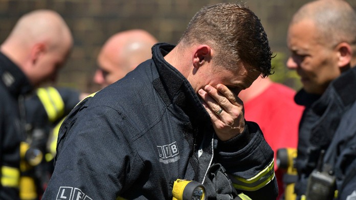 Počet obetí londýnskeho požiaru stúpol na 79.