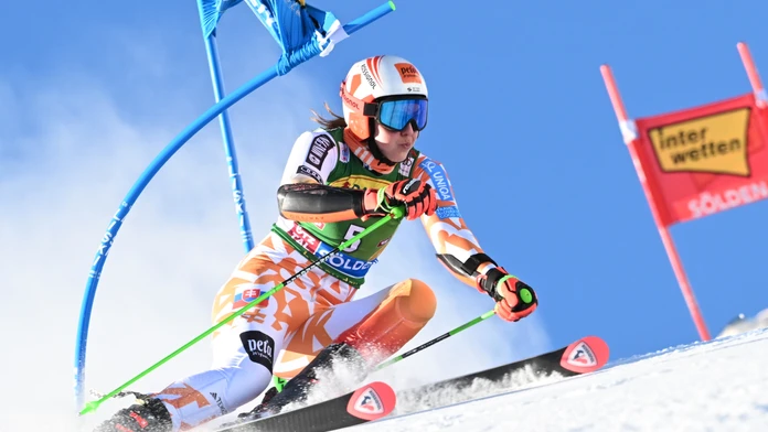 Skvelá Vlhová v druhom kole preskočila jedenásť pretekárok. Shiffrinová s dominantným triumfom