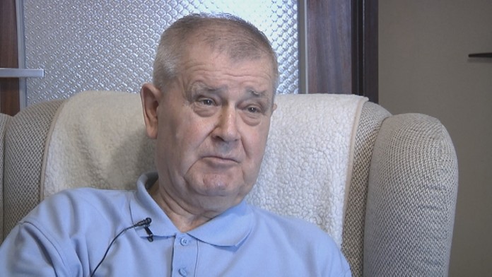 Pomník Róberta Holuba.