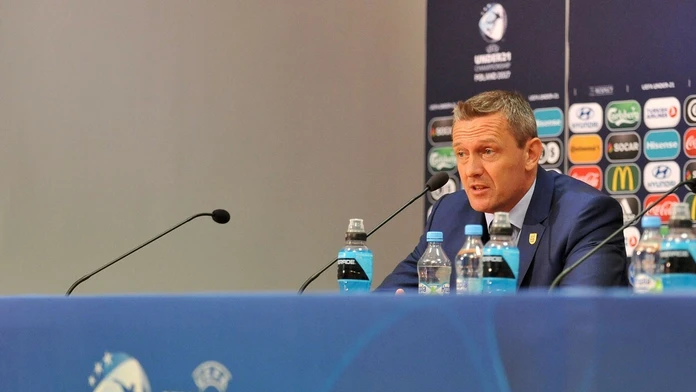 Tréner anglického vberu U21 Adrian Boothroyd.
