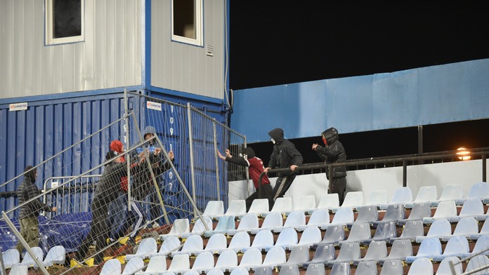 Výtržnosti na zápase Slovan - Sparta.