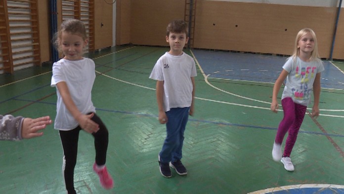 Študentky, ktoré si kúpili skúšku sa postavili pred sudcu.