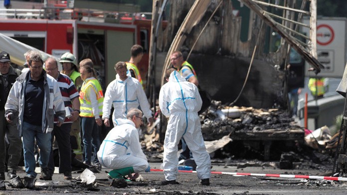 V autobuse na nemeckej diaľnici uhorelo 18 ľudí.