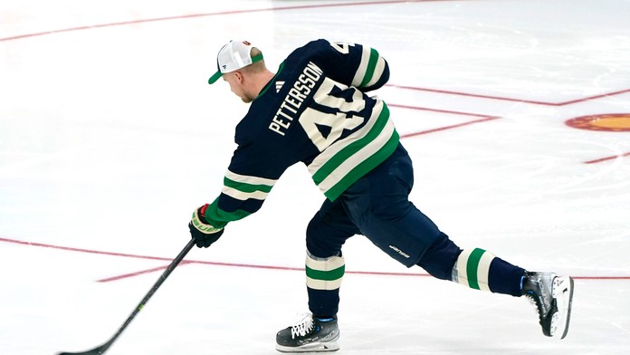 All Star NHL: Najtvrdšiu strelu má Petterson, ale Chárov rekord neprekonal