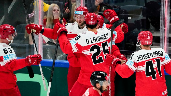 VIDEO: Dánsky šampionát ako z rozprávky. Severania vôbec prvýkrát vyhrali tri úvodné duely MS