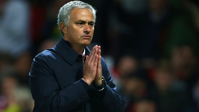 Tréner Manchester United Jose Mourinho.