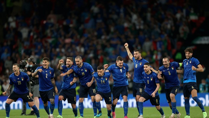 Futbalisti Talianska získali titul majstrov Európy.
